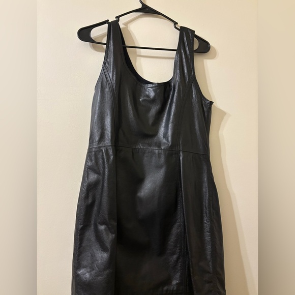 Maxima Vintage Leather Dress - Picture 5 of 5